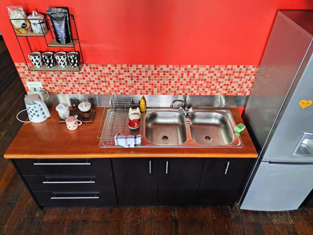 Pet-Friendly City Loft Apartment เคปทาวน์ ภายนอก รูปภาพ